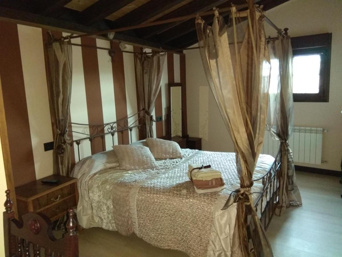 La Cerca De Dona Jimena Guest House Modubar de San Cibrian ภายนอก รูปภาพ